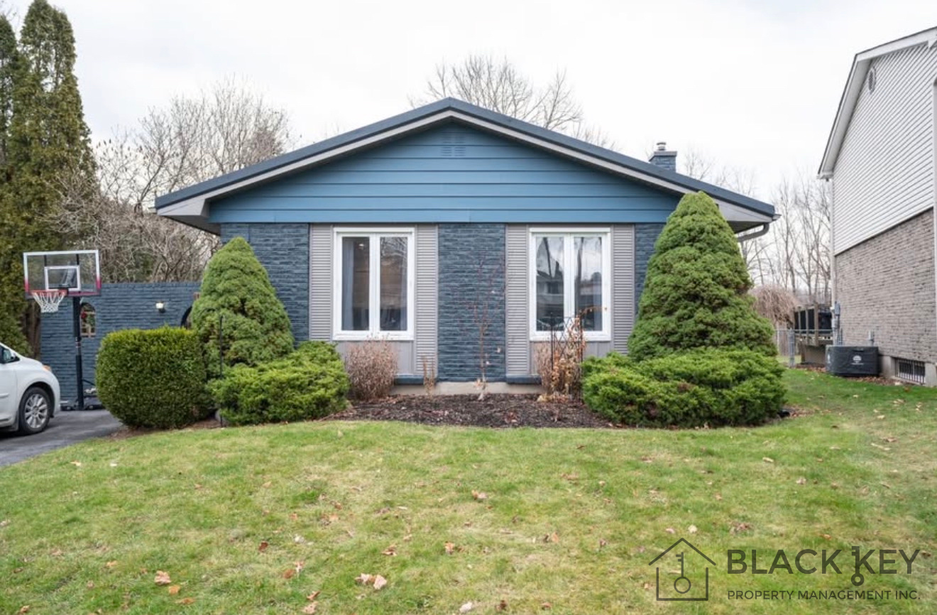 107 Edgehill Crescent