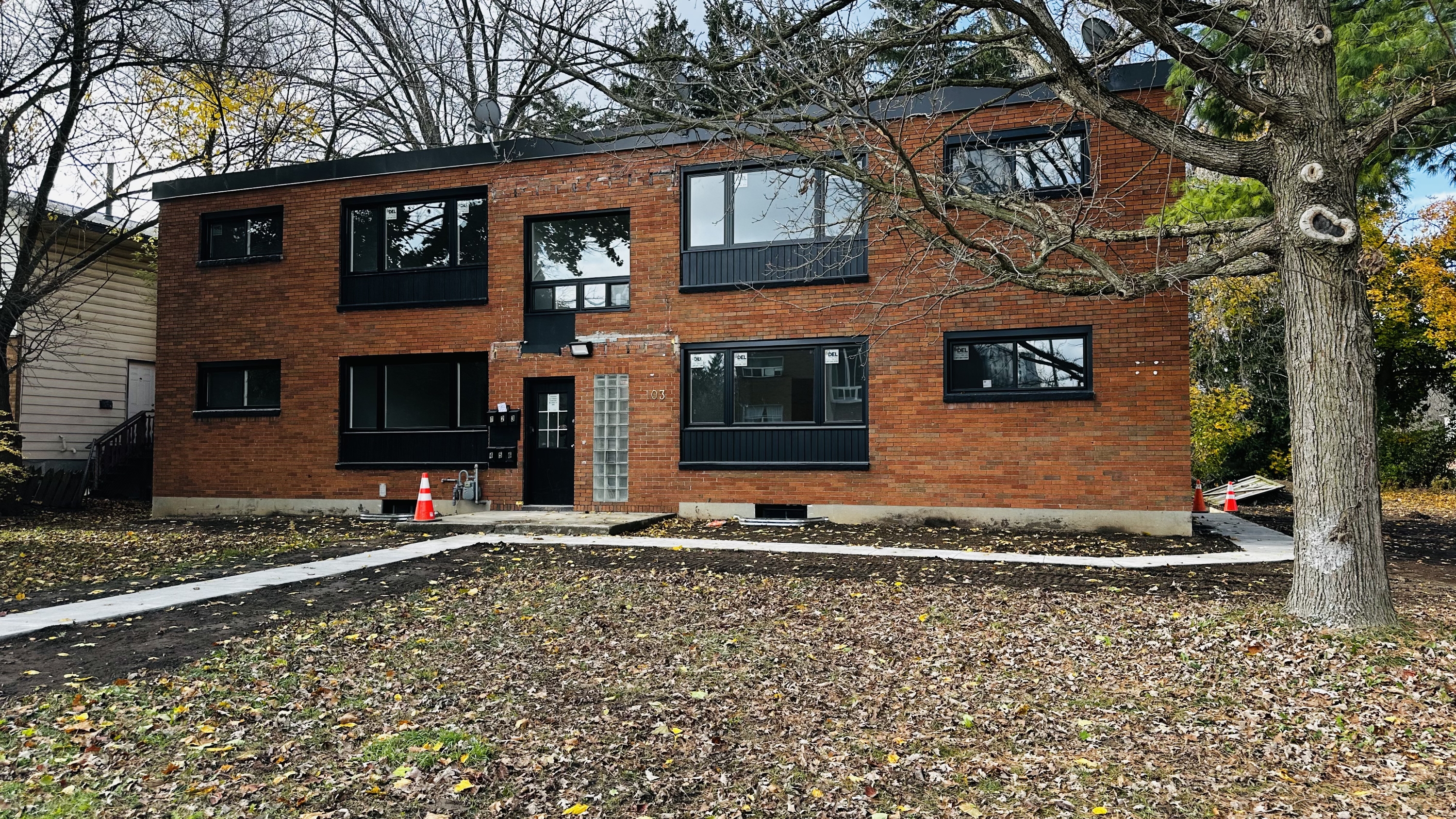 103 King Edward Avenue - 4